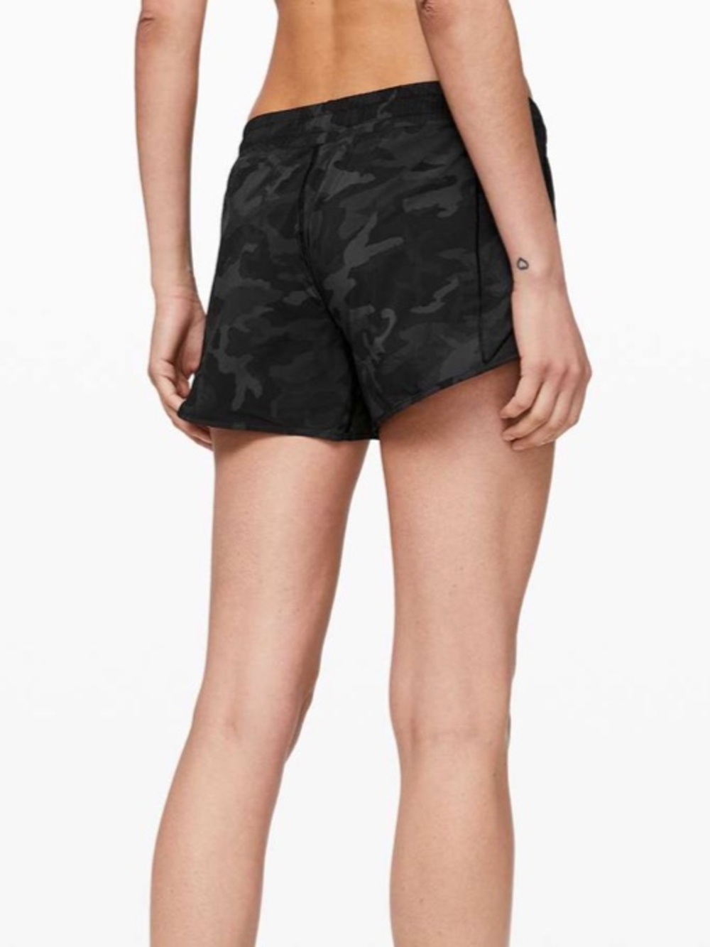 Lululemon Hotty Hot Short II *Long 4" Incognito Camo Multi Grey/Black Size 10 - Picture 2 of 13